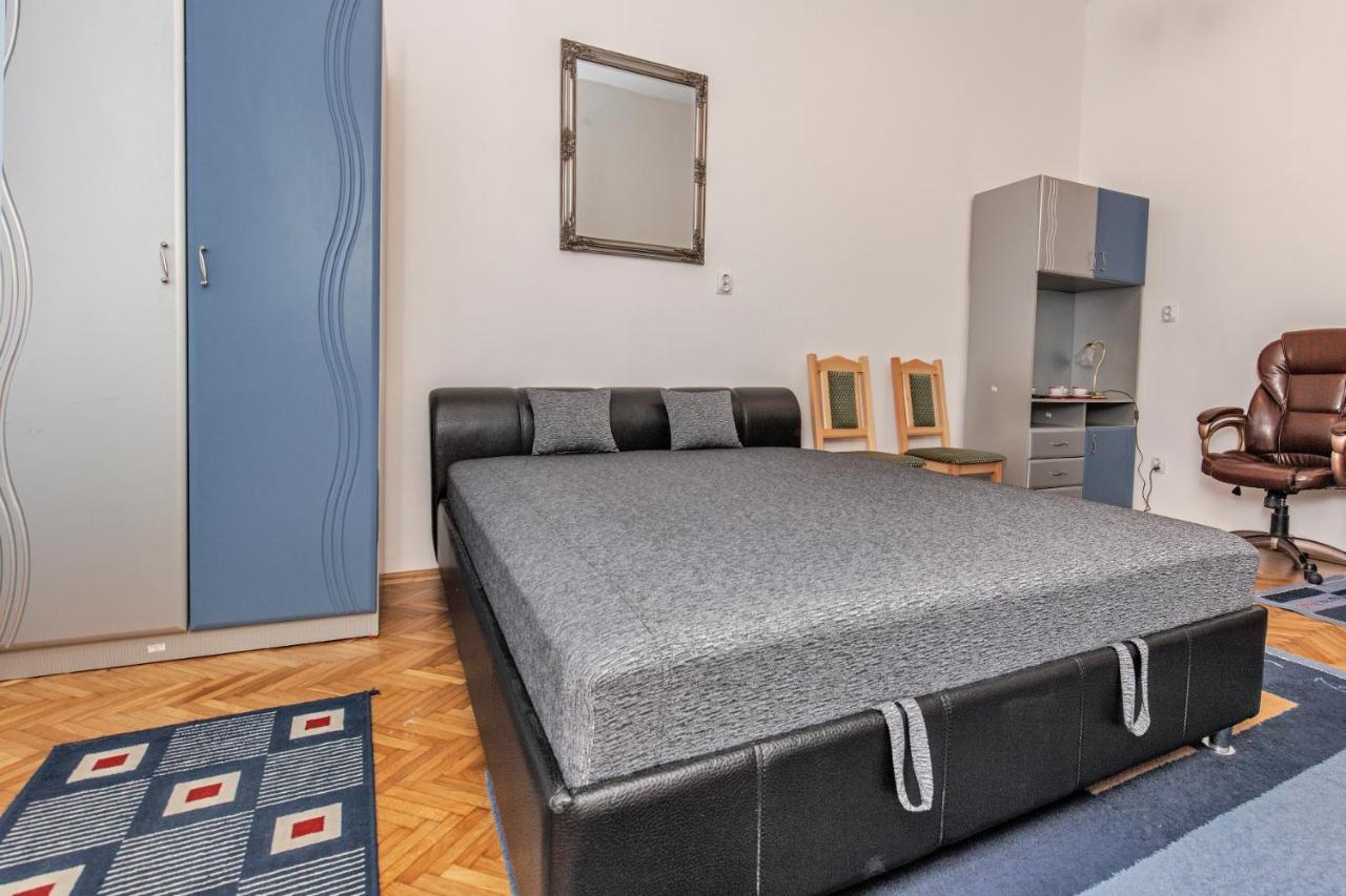 Arany Csillag Apartman Erlau Exterior foto